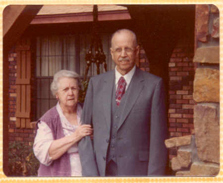 Roy and Fannie in Crossett Pic